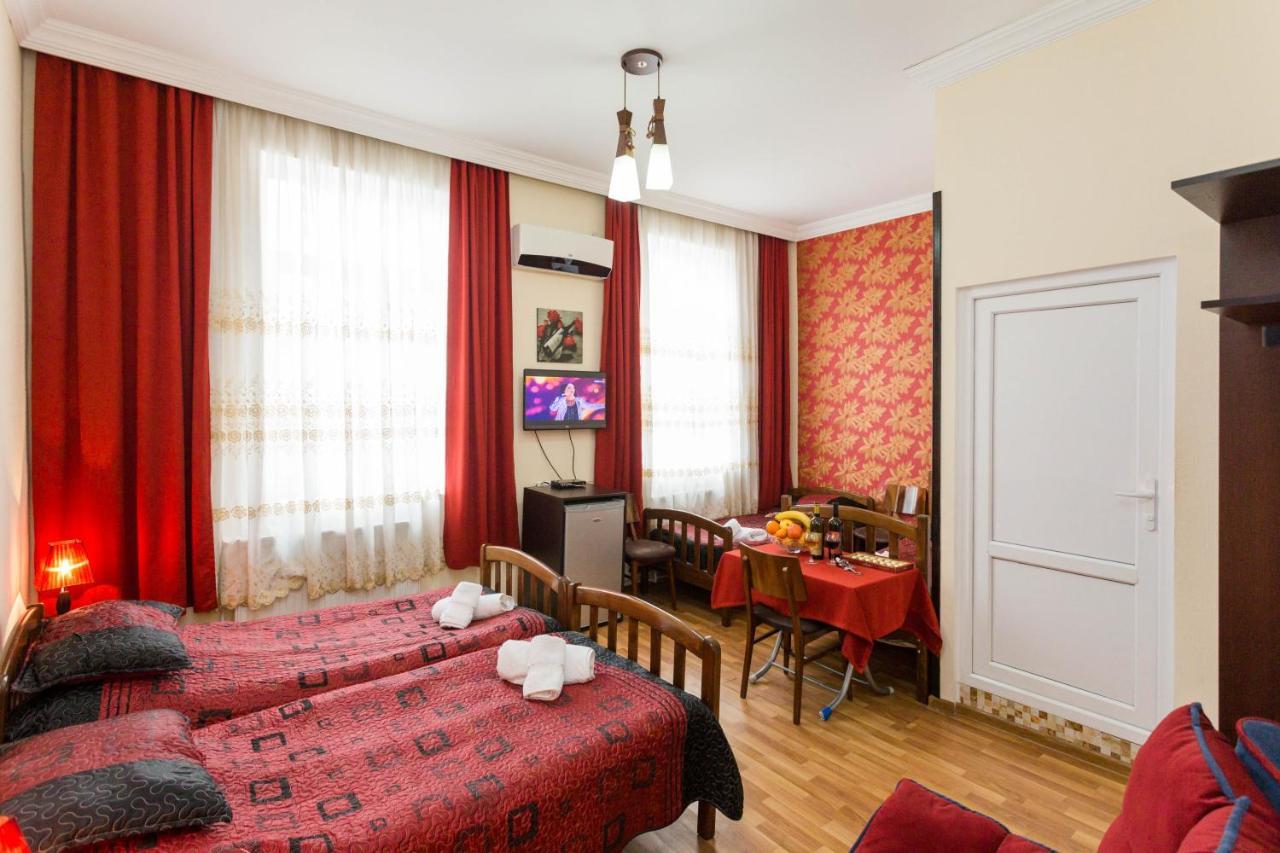 Gis Guest House Tbilisi Eksteriør bilde