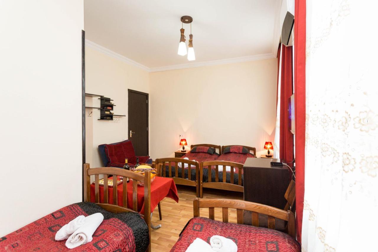 Gis Guest House Tbilisi Eksteriør bilde