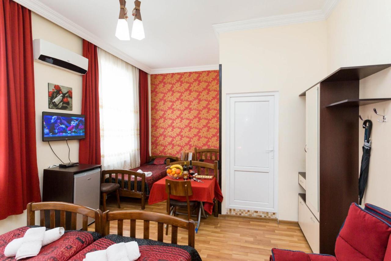 Gis Guest House Tbilisi Eksteriør bilde